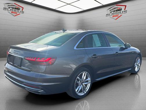 2021 Audi A4 45 S line Premium