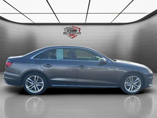 2021 Audi A4 45 S line Premium