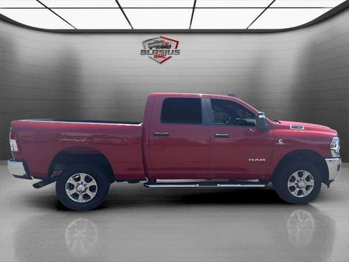 2023 RAM 2500 Big Horn Crew Cab 4x4 6'4' Box