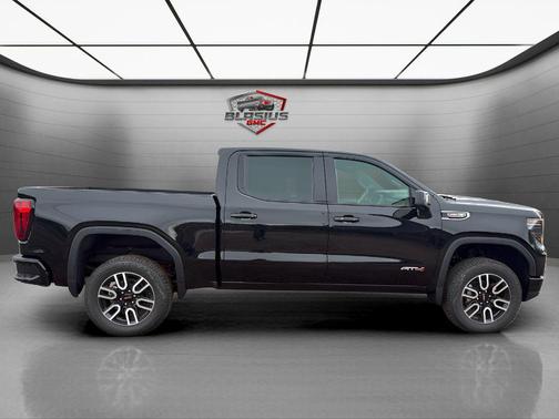 Onyx Black 2026 GMC Sierra 1500 AT4