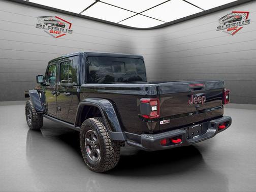 Black Clearcoat 2023 Jeep Gladiator Rubicon