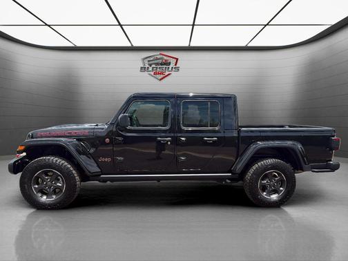 Black Clearcoat 2023 Jeep Gladiator Rubicon