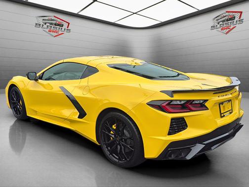 Competition Yellow Tintcoat Metallic 2025 Chevrolet Corvette Stingray w/2LT