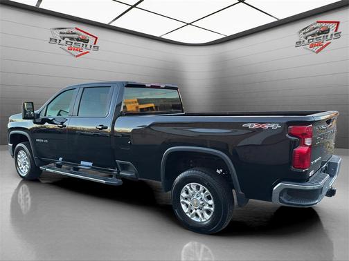 2025 Chevrolet Silverado 3500 LT