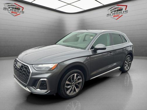 2023 Audi Q5 45 S line Premium Plus