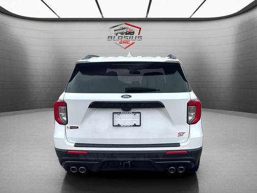 Oxford White 2023 Ford Explorer ST