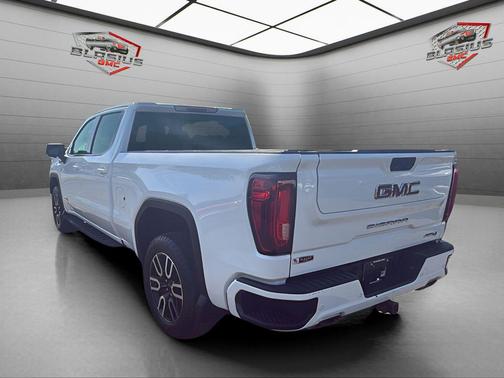 Summit White 2022 GMC Sierra 1500 AT4