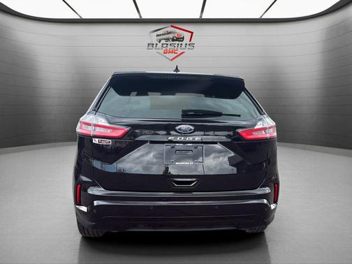 Black Metallic 2024 Ford Edge ST Line