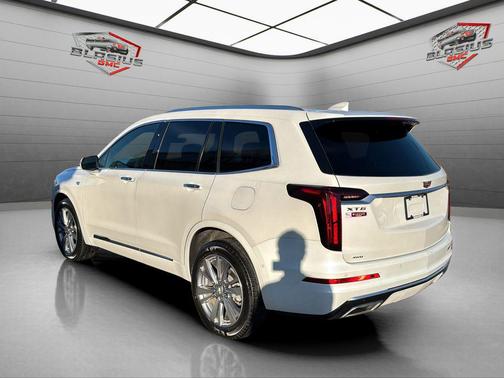 2024 Cadillac XT6 Premium Luxury AWD