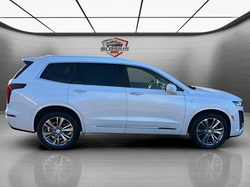 2024 Cadillac XT6 Premium Luxury AWD