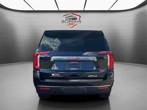 2022 GMC Yukon XL 4WD AT4