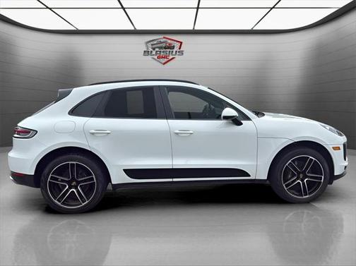 2021 Porsche Macan Base