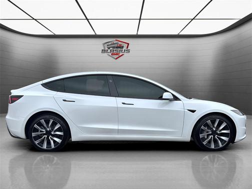 2025 Tesla Model 3 Long Range
