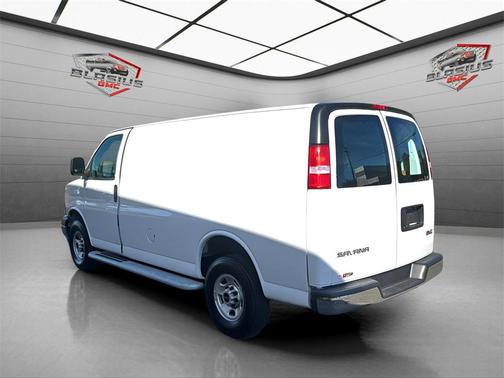 2023 GMC Savana 2500 Work Van