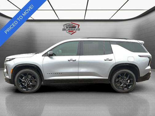 Sterling Gray Metallic 2024 Chevrolet Traverse RS
