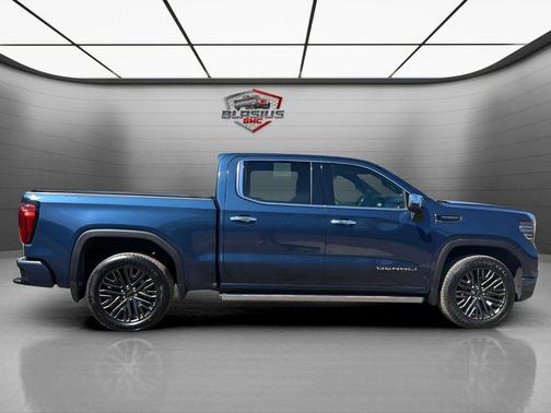 Pacific Blue Metallic 2022 GMC Sierra 1500 Denali Ultimate