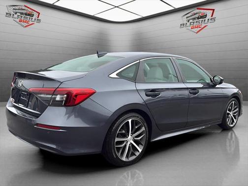 2022 Honda Civic Touring