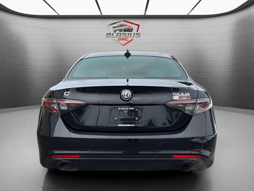 2024 Alfa Romeo Giulia AWD