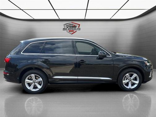 2024 Audi Q7 45 Premium Plus