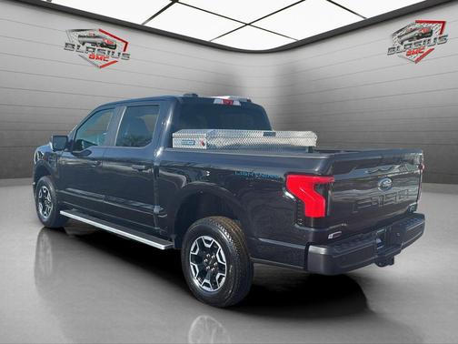 2023 Ford F-150 Lightning Pro