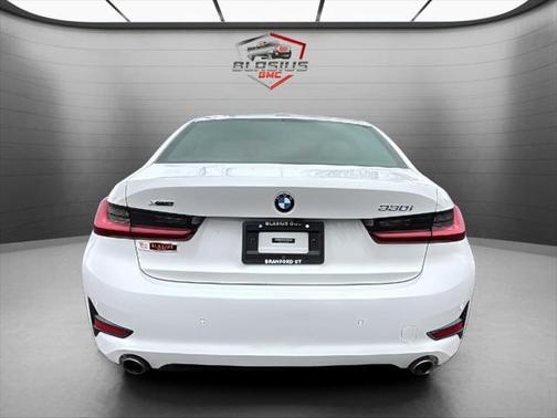 2022 BMW 330 xDrive