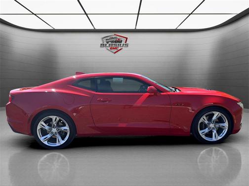 2021 Chevrolet Camaro RWD Coupe LT1