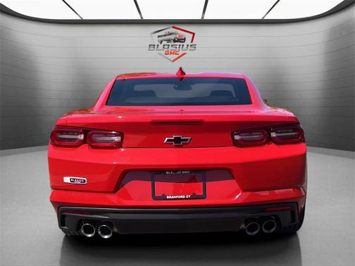 2021 Chevrolet Camaro RWD Coupe LT1