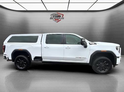 2024 GMC Sierra 2500 AT4