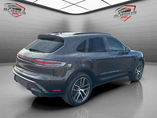 2024 Porsche Macan Base