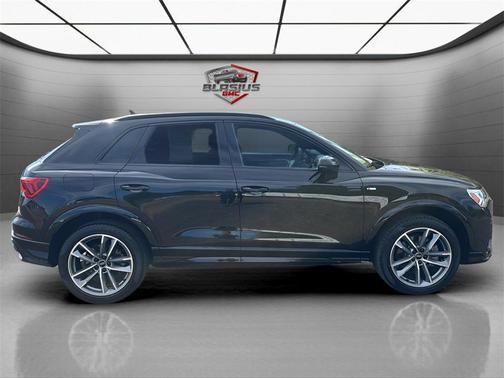 2022 Audi Q3 45 S line Premium Plus
