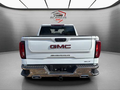 Summit White 2026 GMC Sierra 1500 SLT