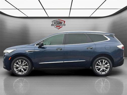 2023 Buick Enclave Essence AWD