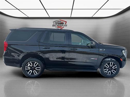 2023 GMC Yukon AT4