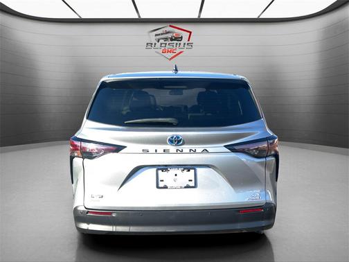 2024 Toyota Sienna XLE 7 Passenger