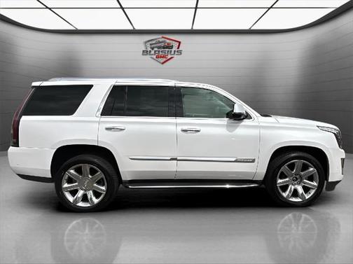 2020 Cadillac Escalade Luxury