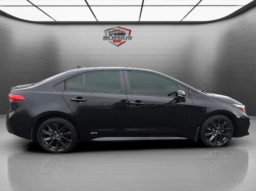 2023 Toyota Corolla Hybrid SE Infrared