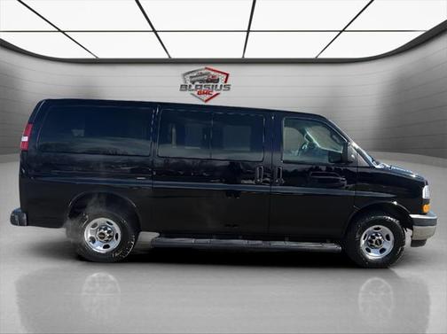 2018 GMC Savana 2500 LT