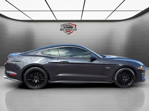 Dark Matter Gray Metallic 2022 Ford Mustang GT Premium
