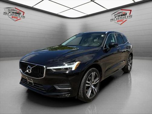 2021 Volvo XC60 T5 Momentum