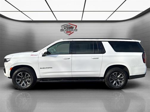 2023 Chevrolet Suburban 4WD Z71