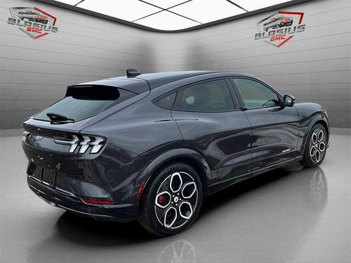 2022 Ford Mustang Mach-E GT