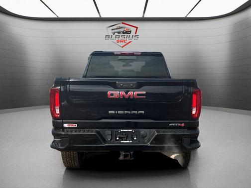 2022 GMC Sierra 2500 AT4