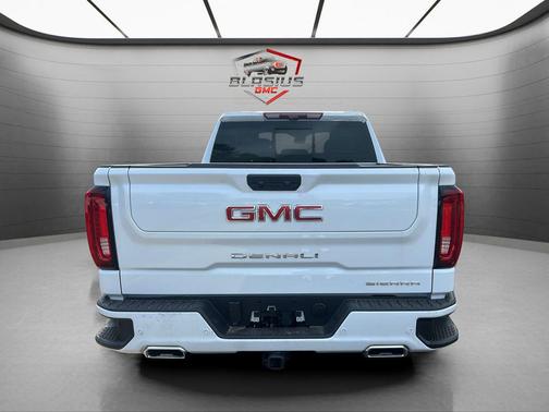Glacier White Tricoat 2026 GMC Sierra 1500 Denali
