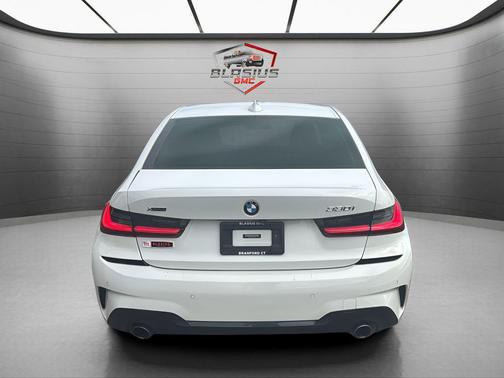2020 BMW 330 i xDrive