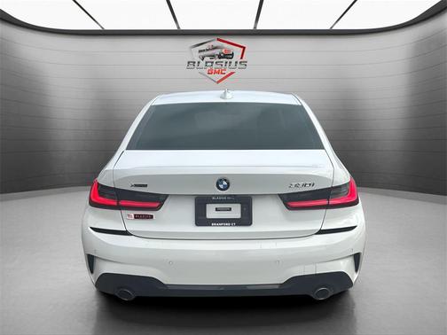 2020 BMW 330 i xDrive
