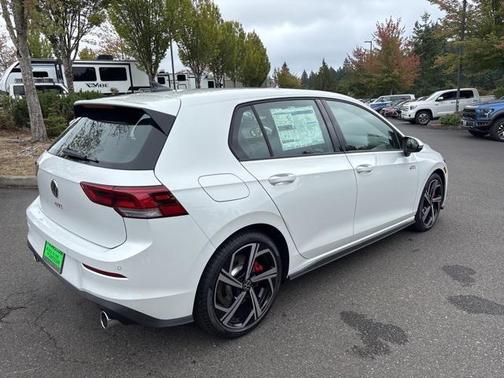 2025 Volkswagen Golf GTI 2.0T SE DSG