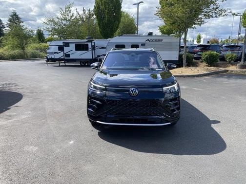 2025 Volkswagen Tiguan 2.0T SEL R-Line 4MOTION