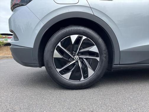 2022 Volkswagen ID.4 Pro