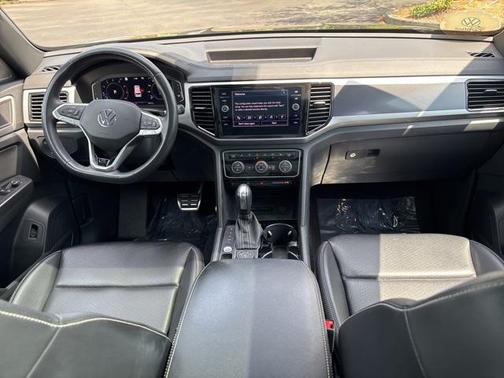 2022 Volkswagen Atlas Cross Sport 3.6L V6 SEL R-Line