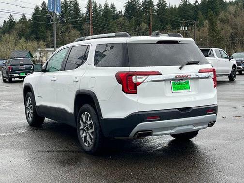 2023 GMC Acadia FWD SLT